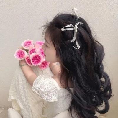 某影后之女出道颜值引争议，连日来内幕曝光，家长出面回应